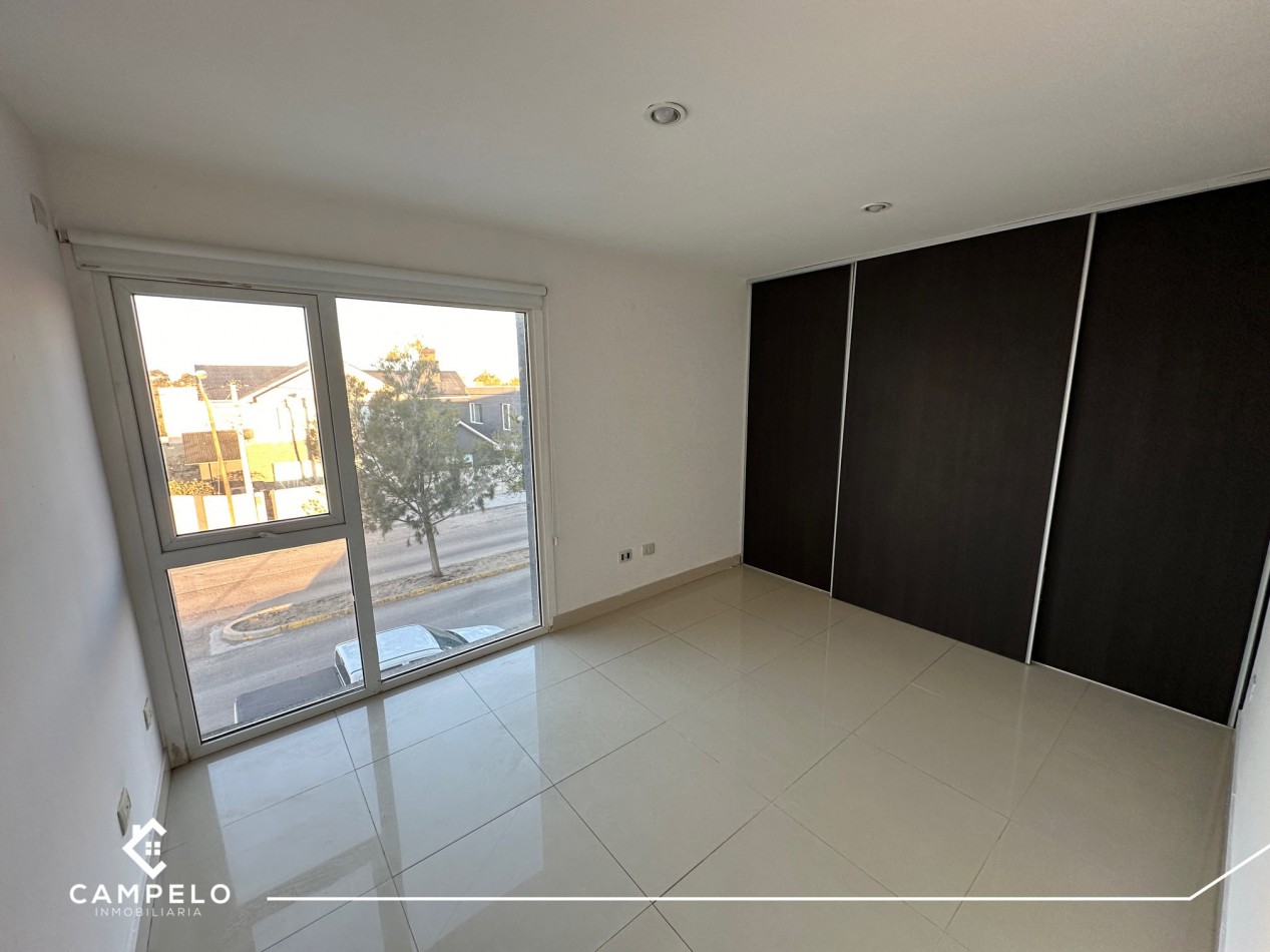 Duplex - Rada Tilly