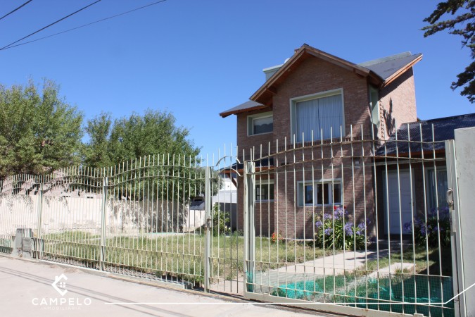 Foto Casa en Venta en Rada Tilly, Chubut - U$D 400.000 - pix42462343 - BienesOnLine