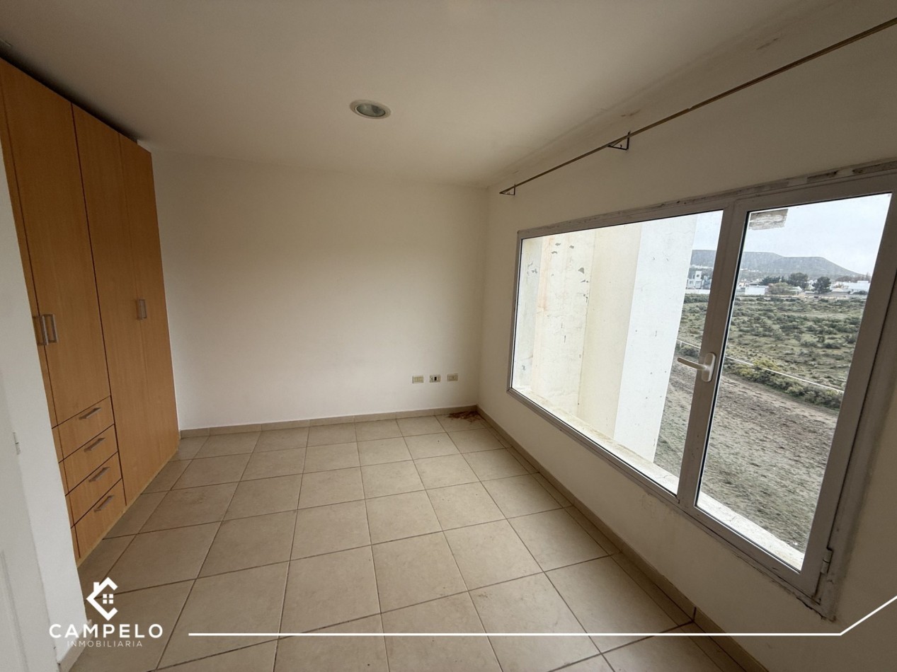 Triplex - Rada Tilly